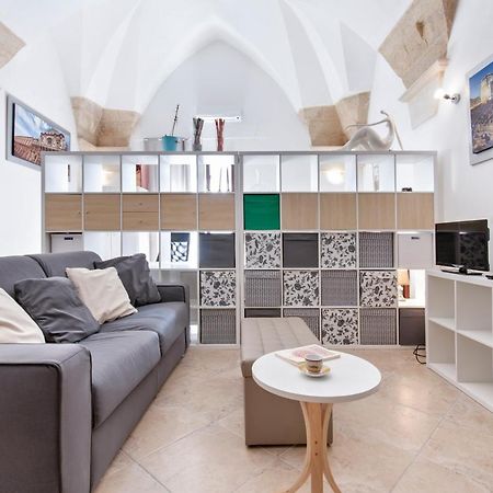 Mesagnesi 6 - Loft Centro Storico Sit Apartment Лече Екстериор снимка