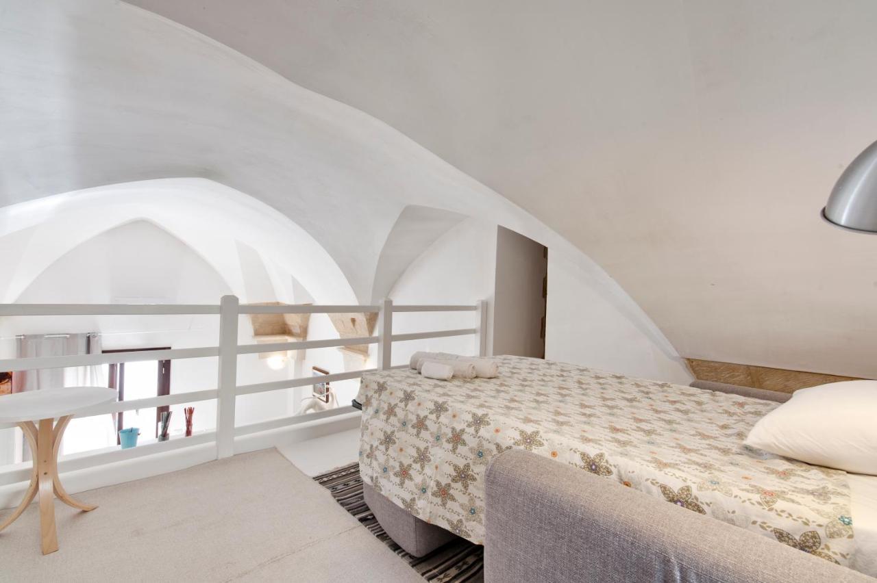 Mesagnesi 6 - Loft Centro Storico Sit Apartment Лече Екстериор снимка