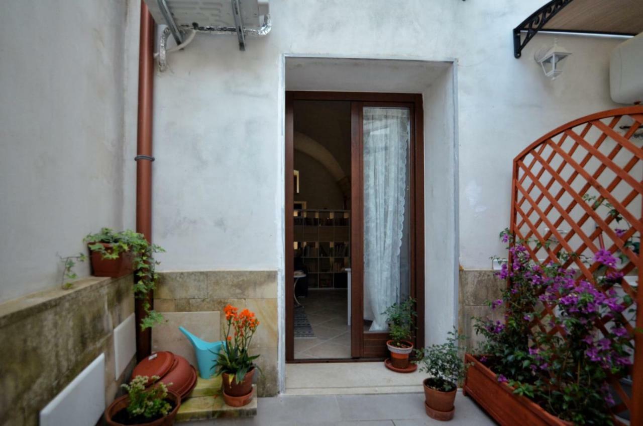 Mesagnesi 6 - Loft Centro Storico Sit Apartment Лече Екстериор снимка